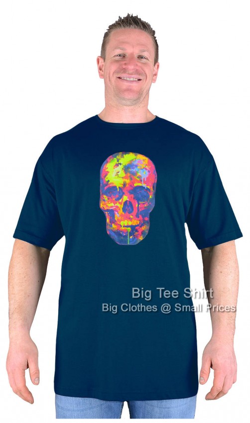 A man wearing a navy blue t-shirt depicting a skull design.
